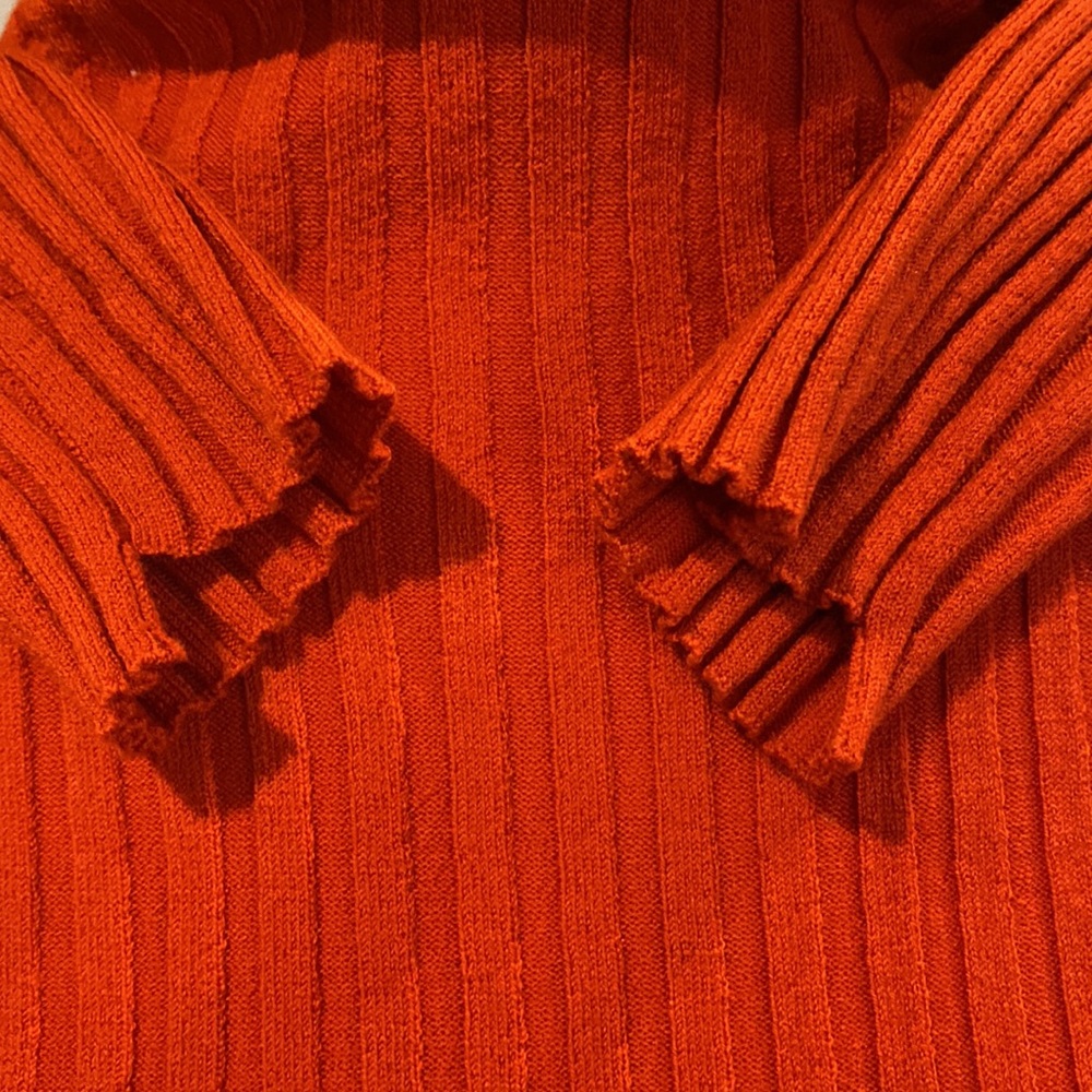ALC Lightweight Merino Wool Sweater - Picture 5 of 9